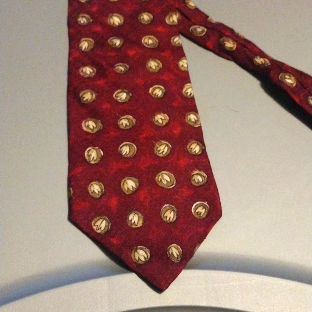 *4/$20 Bundle Deal Closet Cleanout Sale* Perry Ellis Portfolio men's Silk Tie